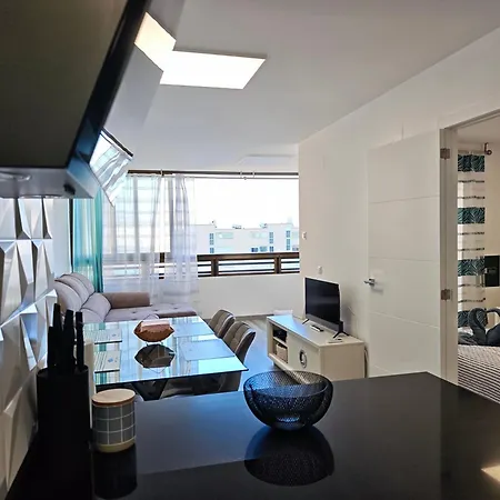 Modern Pool&sea View Apartament