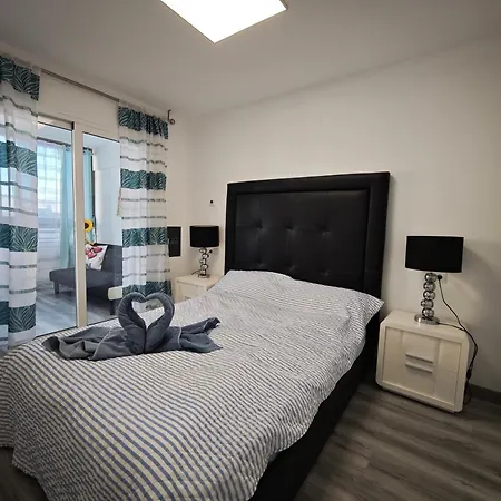 Modern Pool&sea View Apartment